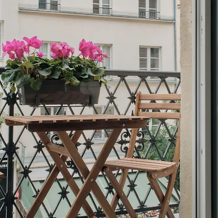 Aparthotel Nestay Les Halles Parigi