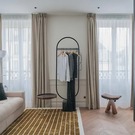 Nestay Les Halles Aparthotel Parigi