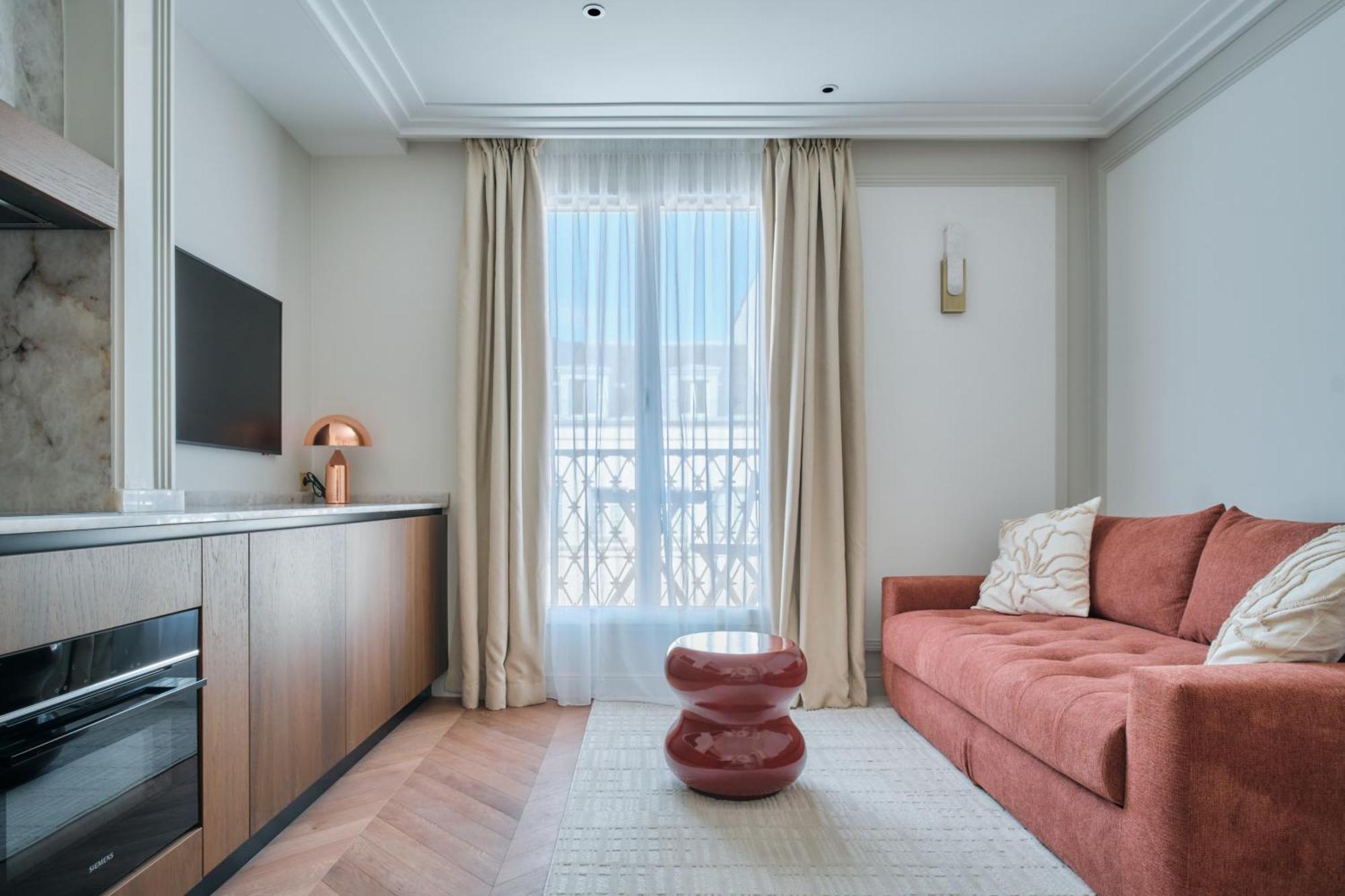 Nestay Les Halles Aparthotel Parigi