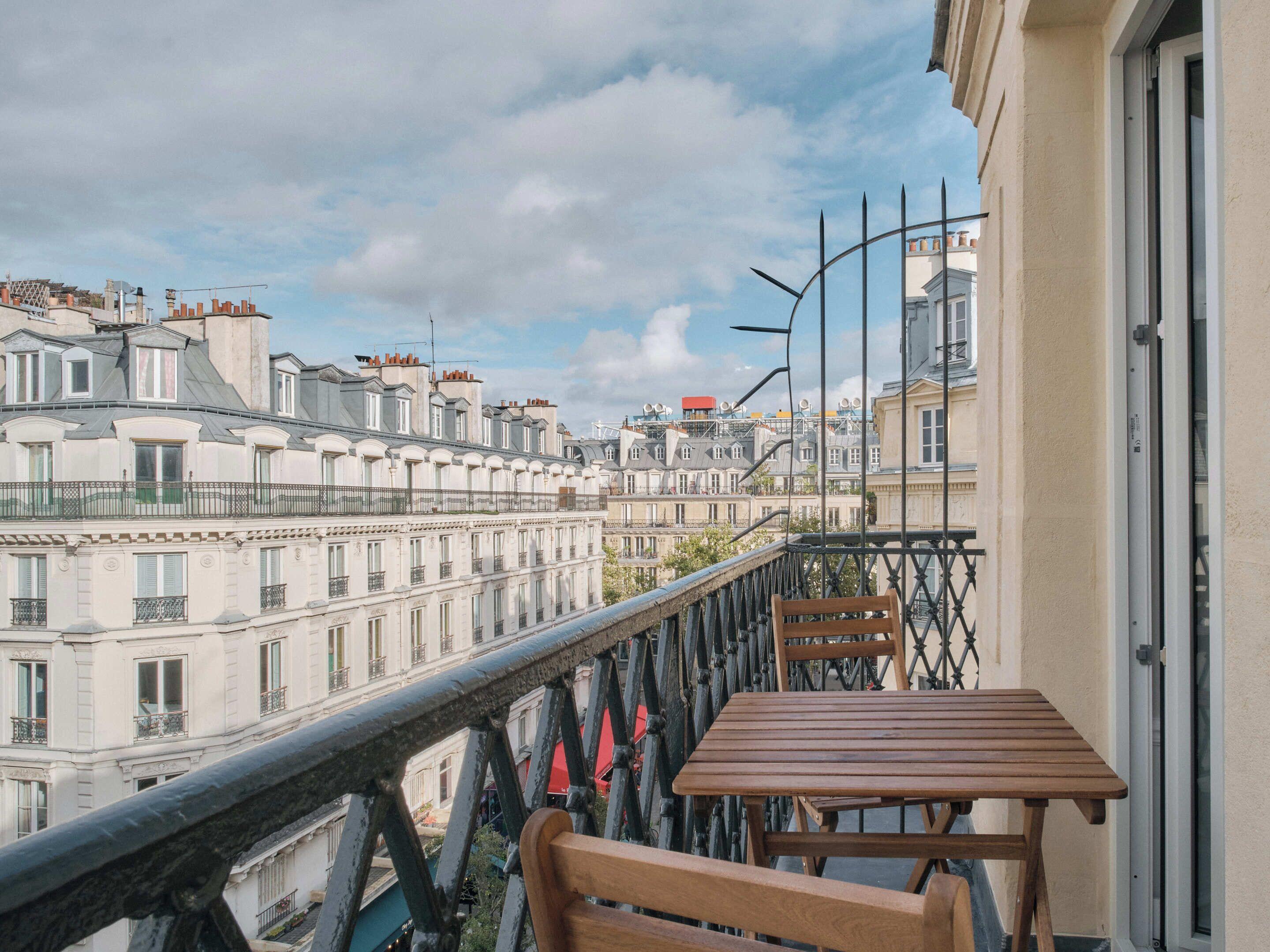 Aparthotel Nestay Les Halles 4*